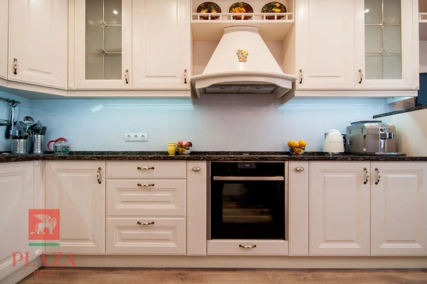 Кухня Traditional