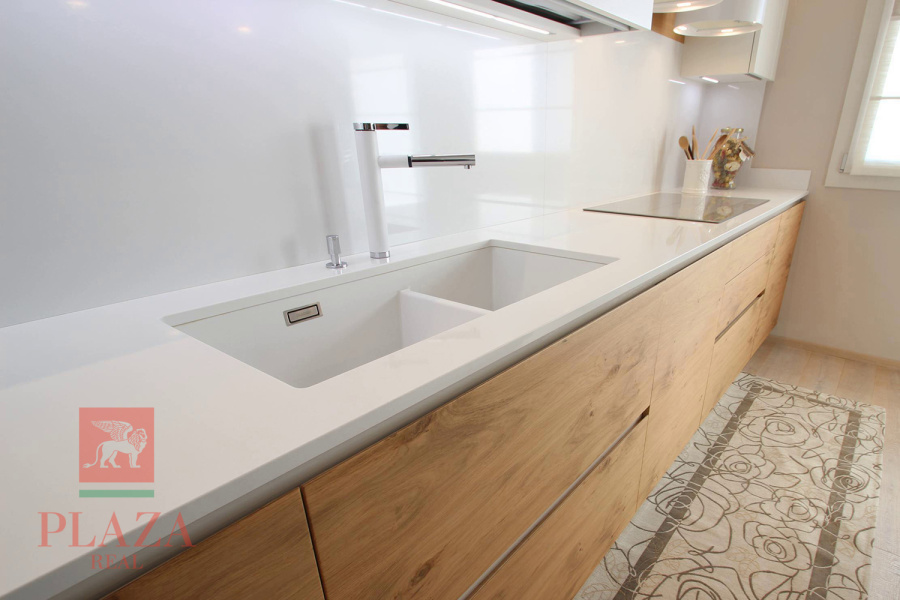 Кухня Велия